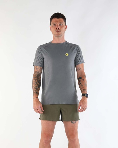 CAMISETA TÉCNICA HOMBRE GRIS